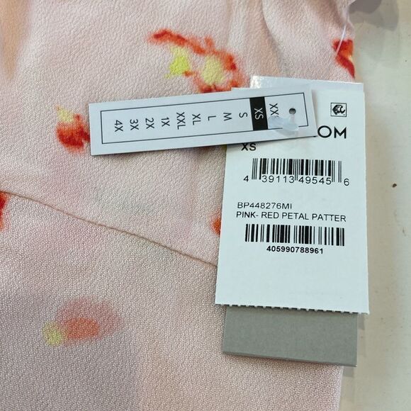 BP Nordstrom’s new with tags, adorable summer dress size extra small - Picture 5 of 9